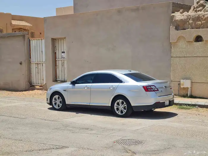 فورد تورس نظيفه جدا بدون حوادث ممشى 345 الف 0