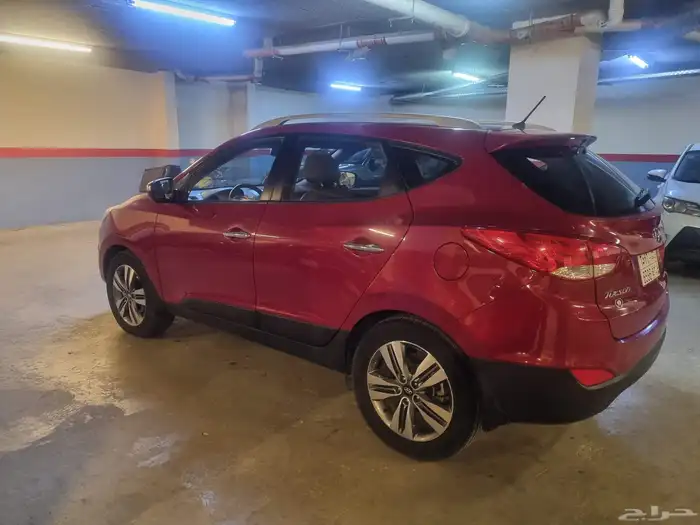 هيونداي توسان 2015  4WD  فل كامل  ممشى 179 ألف فقط وكالة 7
