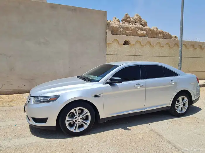 فورد تورس نظيفه جدا بدون حوادث ممشى 345 الف 4