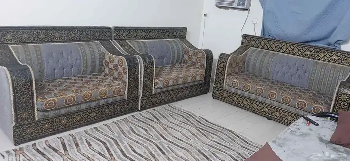 كنب عمولة مستعمل لي 7 اشخاص 0