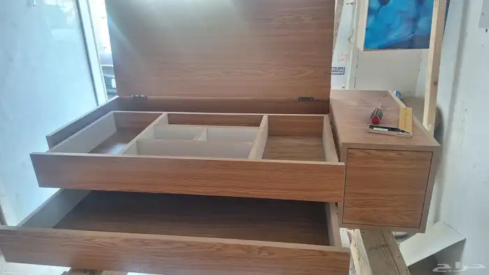 نجار فني ديكورات مصري 2