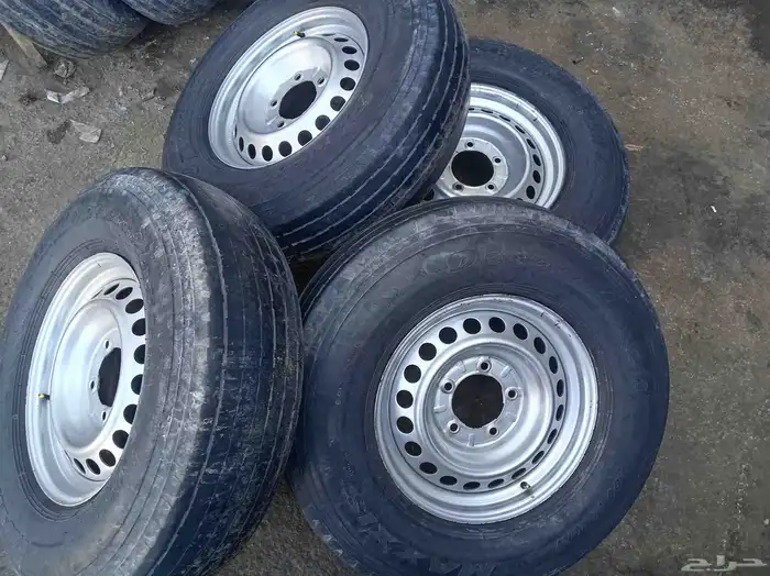 جنوط جيب لاندكروزر هلل خمسه مسمار صيني درجه كفرات بالون17 0