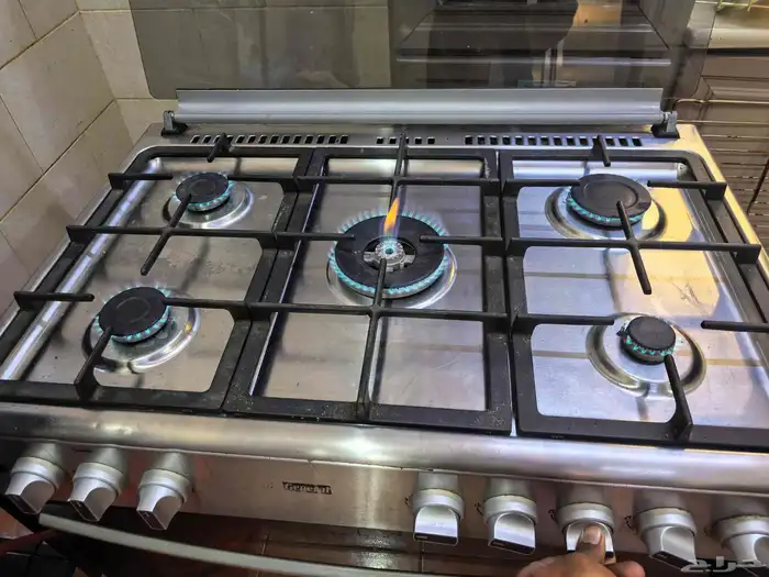 اثاث مختلف بحالة ممتازة جدا 4