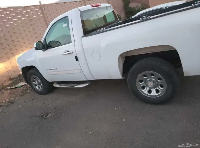 سلفرادو 13 نظيف جدا 0