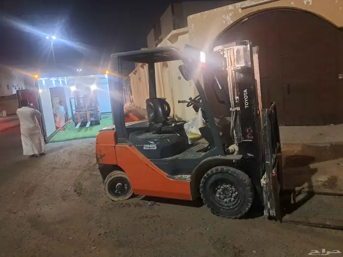 فوركلفت رافعه شوكيه للايجار 055359516o 0