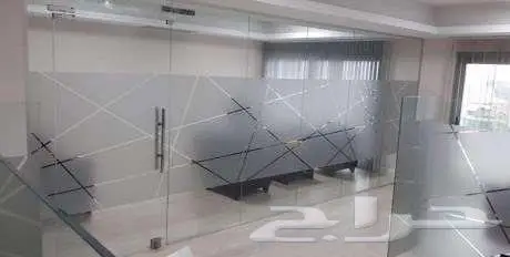 تفصيل زجاج محلات 3