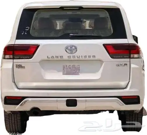لاندكروزر L4 بنزين موديل 2025 8