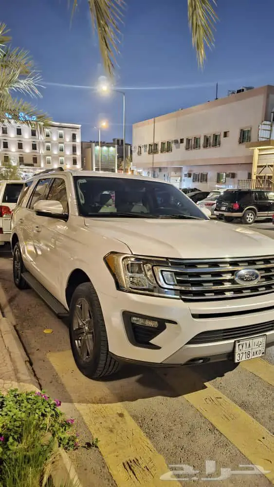 فورد اكسبديشن 2019 ممشى قليل لقطة. 1