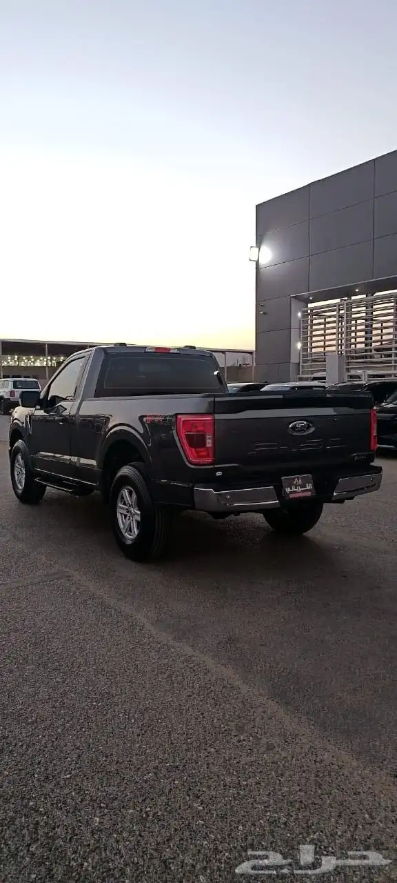فورد F-150موديل 2023عداد 39000الف دبل دفلك 2