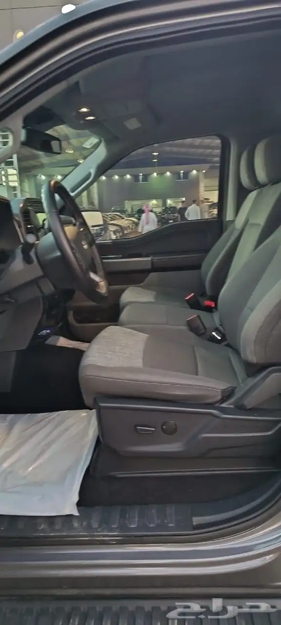 فورد F-150موديل 2023عداد 39000الف دبل دفلك 5