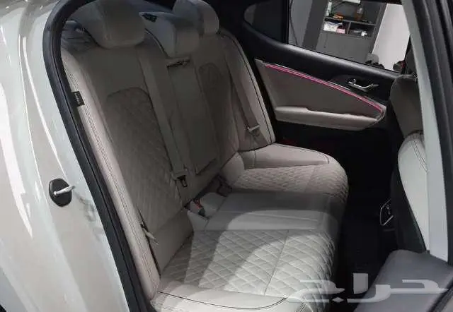 جينسس G70 موديل2024 الميموني للاستيراد بكوريا 9