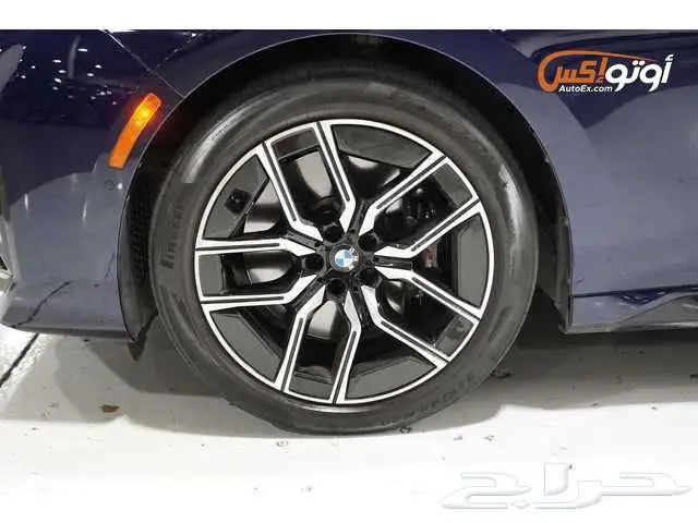 2023 بي إم دبليو 740i سيدان 6