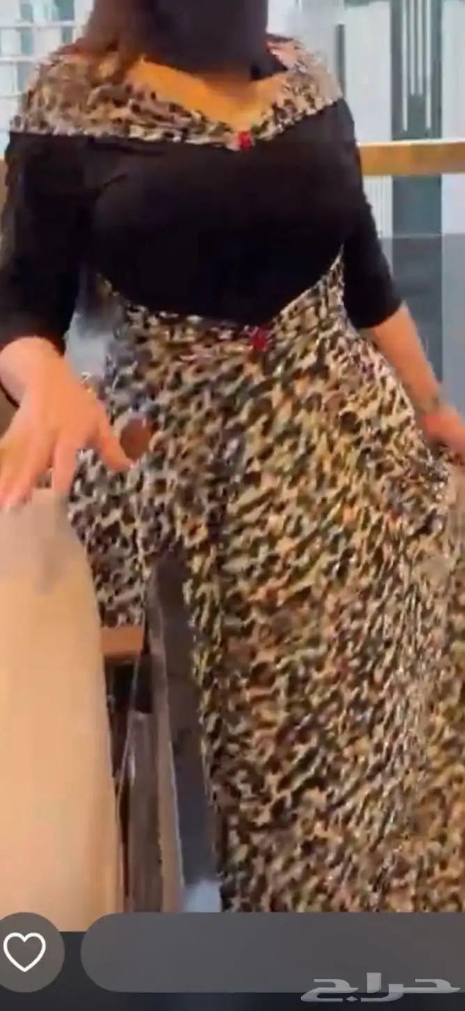 فستان للبيع من مصممه مشهوره 2