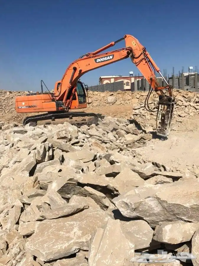 بوكلين للايجار يومية ( 750ريال) 0