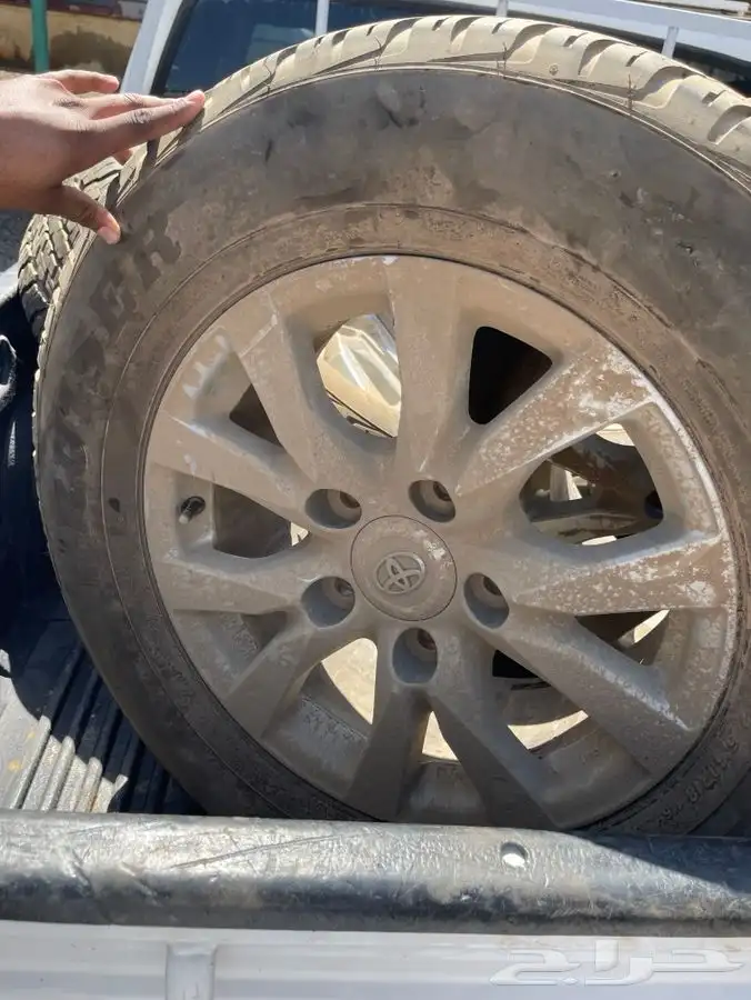 جنوط جيب جكسار 2016 مقاس 18 جنوط وكاله 5مسامير نضيف جدا 3