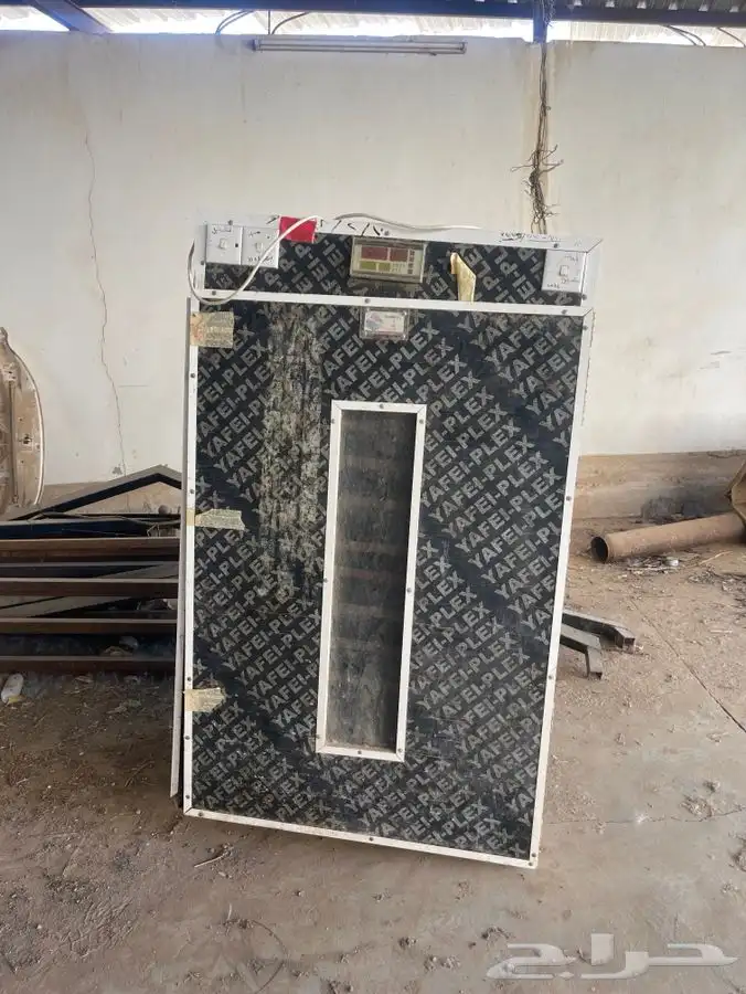 فقاسة تماتيك وحضانة صوص 0