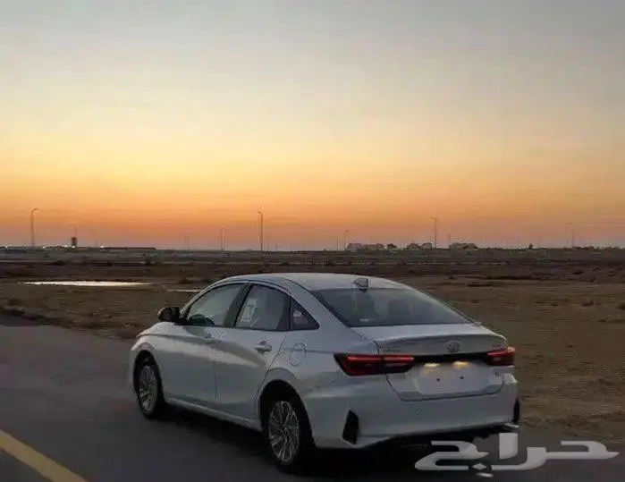تويوتا يارس فل كامل 4