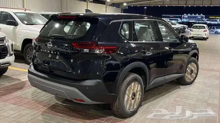 نيسان اكس تريل موديل 2025 5راكب بدون دبل كاش وتقسيط 4