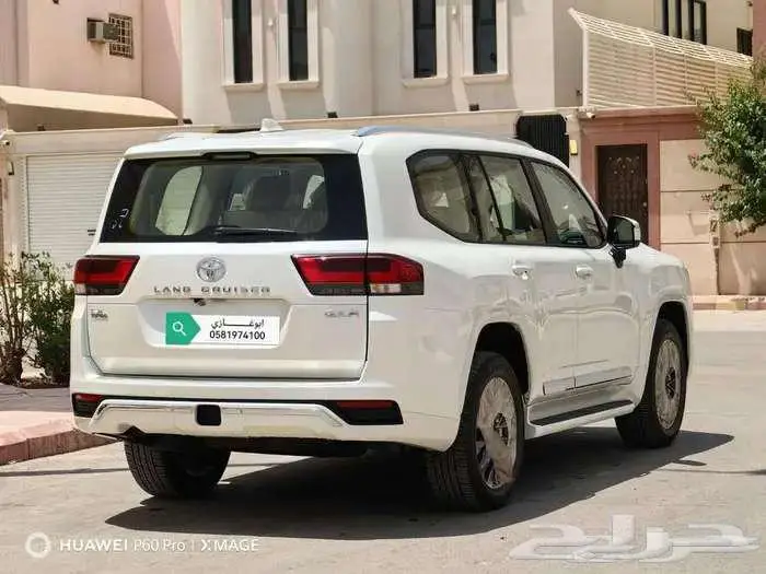 تويوتا لاند كروزر GXR4 اصفار سعودي 2025 2
