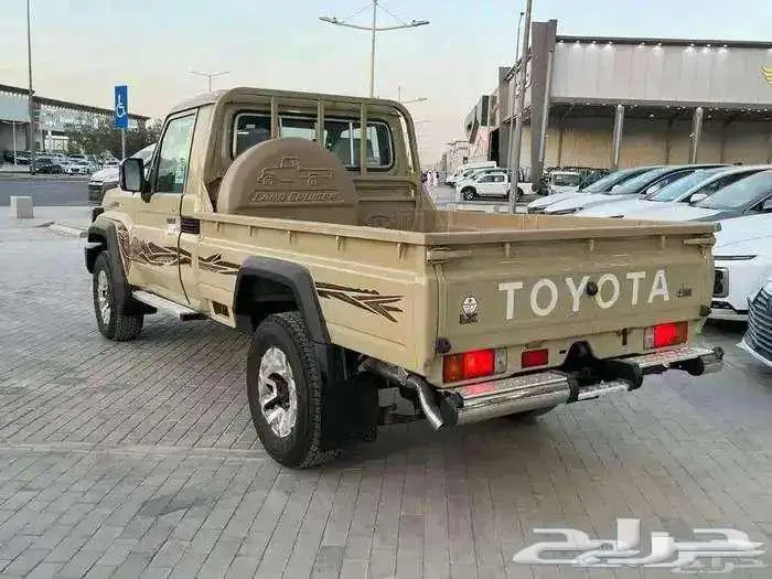 تويوتا شاص رفرف فل كامل اوتوماتيك ديزل 2025 7