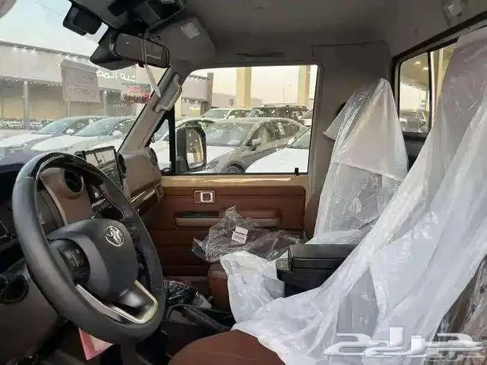 تويوتا شاص رفرف فل كامل اوتوماتيك ديزل 2025 6