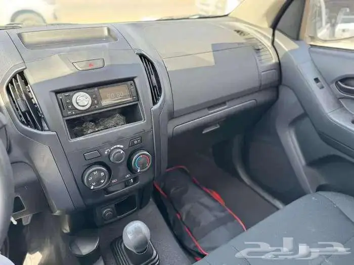 ايسوزو ديماكس غمارة 2026 بدون دبل زجاج (كهرب-عادي) 6