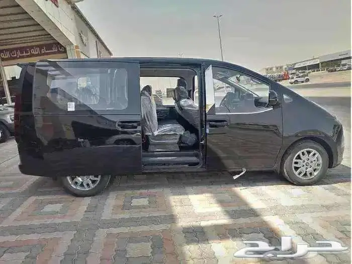 هيونداي ستاريا 2026 ديزل 9 راكب اتوماتيك 3