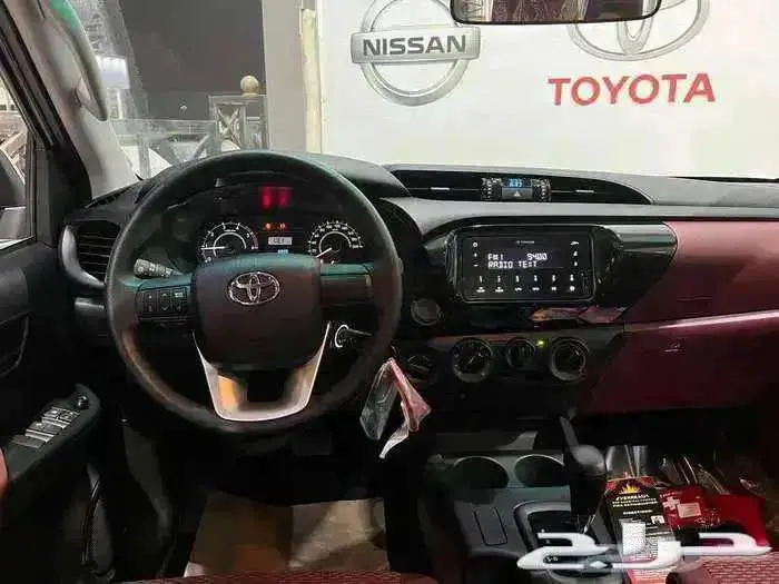 هايلوكس DLX سلق غمارتين م2.4 دبل ديزل تماتيك بريمي 2025 10