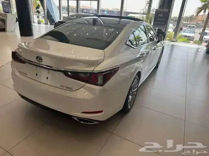 لكزس ES350 CC 2025 4