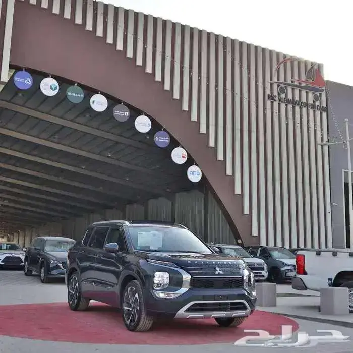 ميتسوبيشي اوتلاندر 7 راكب بدون دبل 2025 1