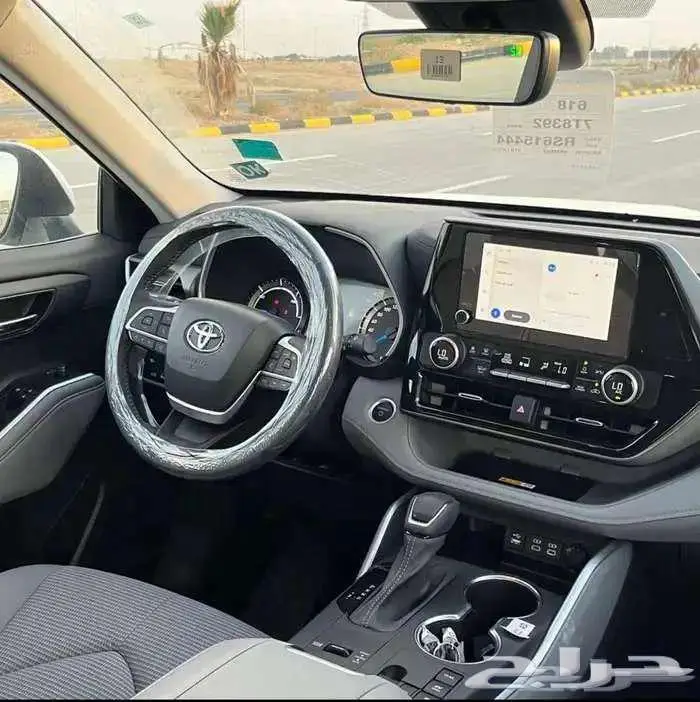 تويوتا هايلاندر GLE 2025 نصف فل 8