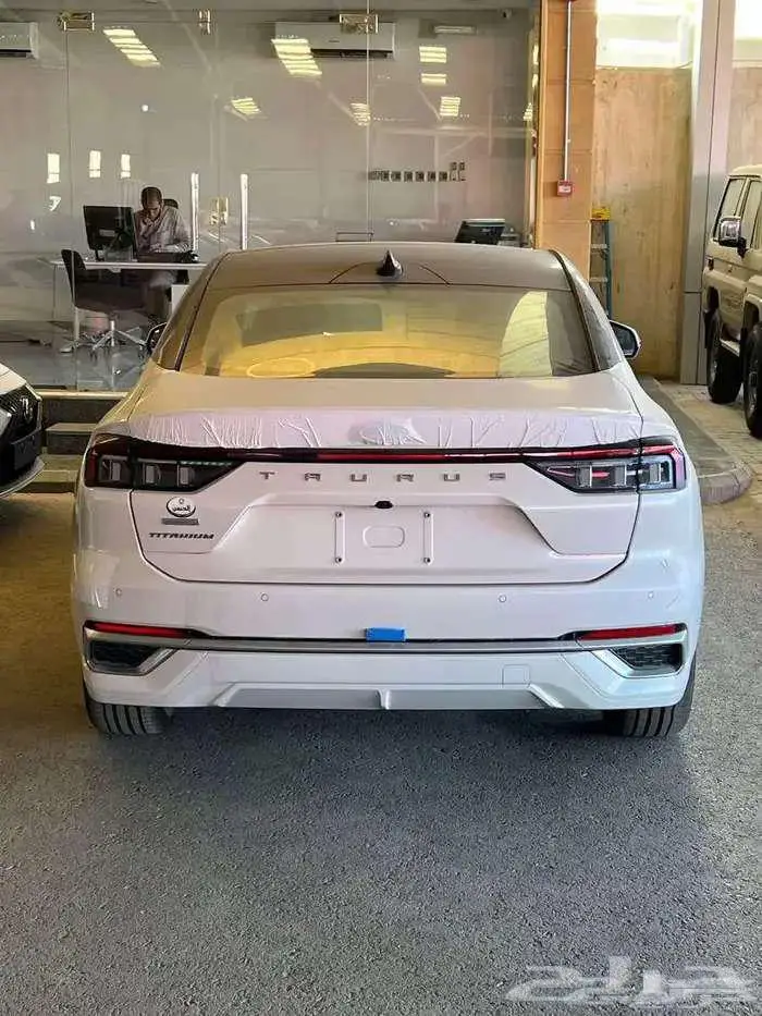 فورد تورس تيتانيوم 2026 متوفر لدي الحسن اقل سعر 3