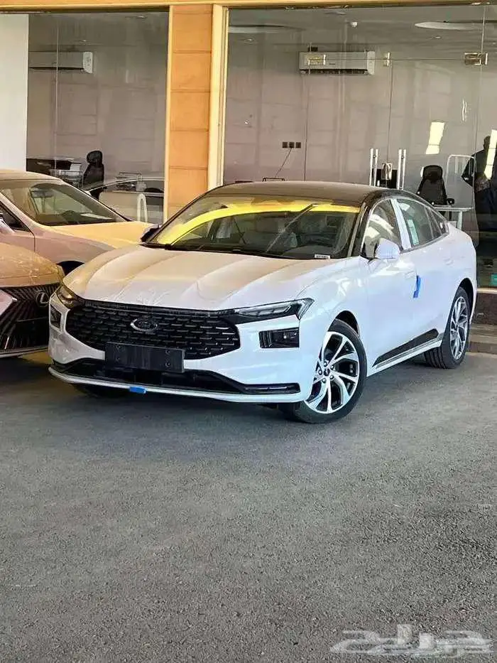 فورد تورس تيتانيوم 2026 متوفر لدي الحسن اقل سعر 0