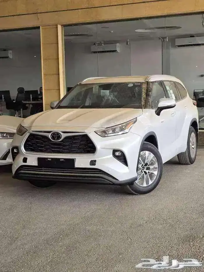 تويوتا هايلاندر GLE 2025 نص فل 0
