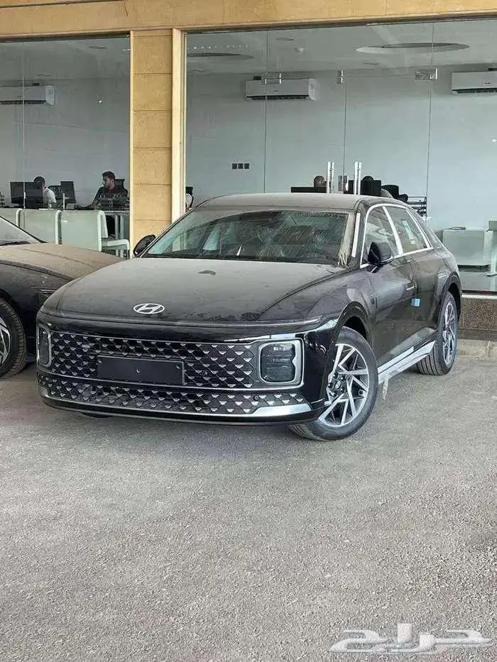 هيونداى ازيرا كاليجرافي خليحي 2025 متوفر لدى الحسن 0