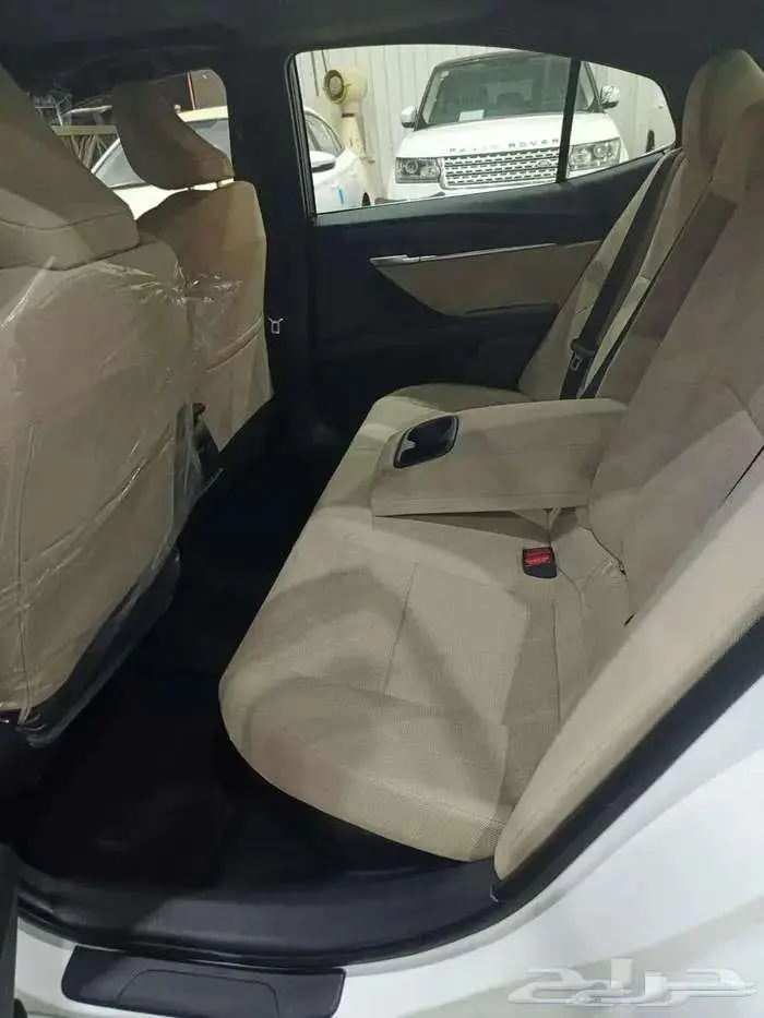 تويوتا كامري LE بنزين 2025 8