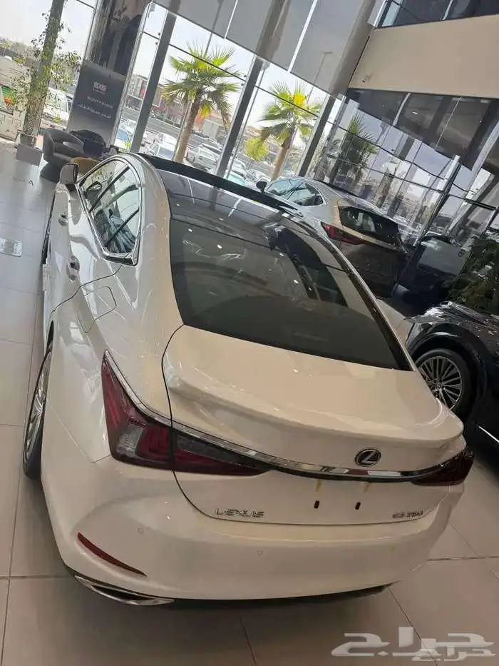 لكزس ES350 CC 2025 3