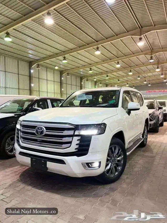 لاندكروزر GXR 4 - 2025 بنزين ب 330 0