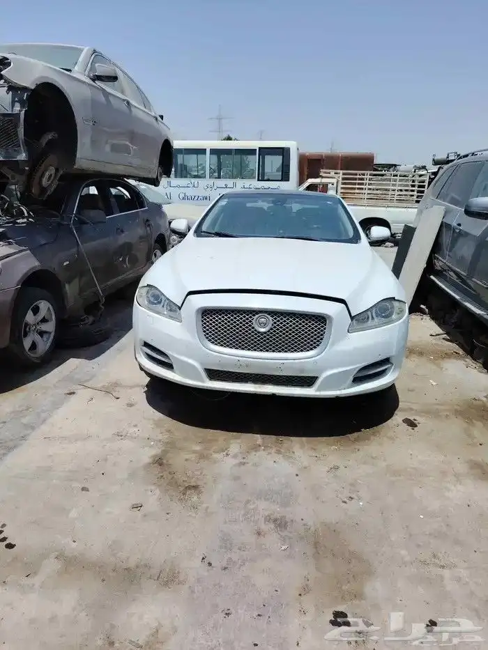 قطع غيار جاكور xj اكس جي . xf تشليح جاكوار XJ اصلية 0