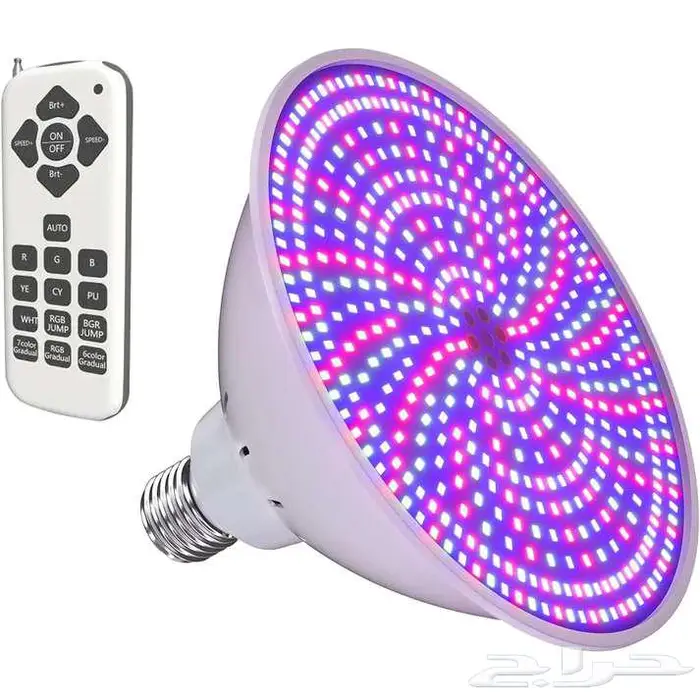 أضف لمسة فخامة لمسبحك مع كشافات الإضاءة الفاخرة 0