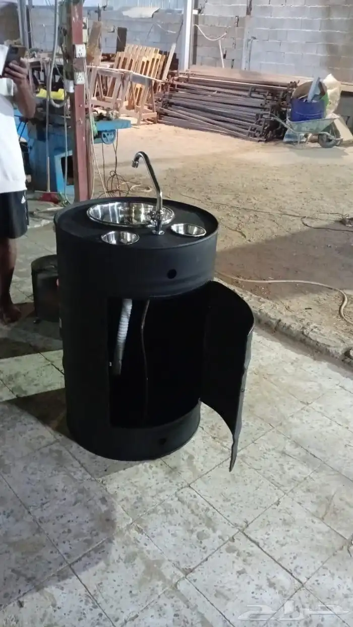 تم تنفيد أخر أعمالنا تفصيل كراسي  و طاولات و مغسله  من برميل 8