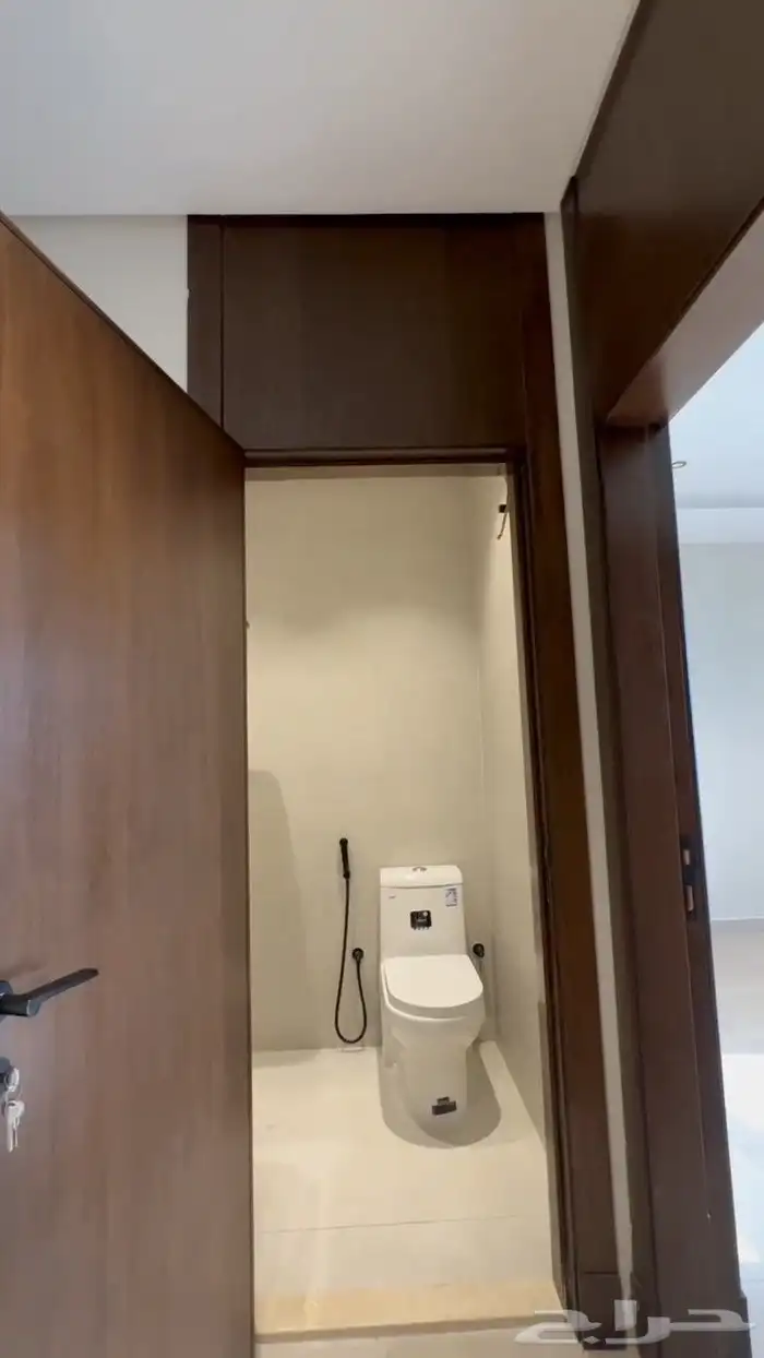 شقة راقية للإيجار بحي الصفا 6 غرف 2 ماستر 6