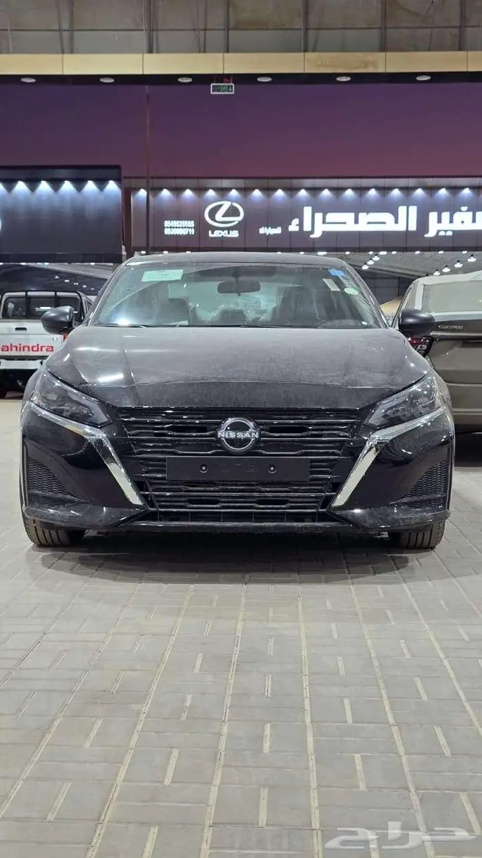 نيسان التيما اسود 0