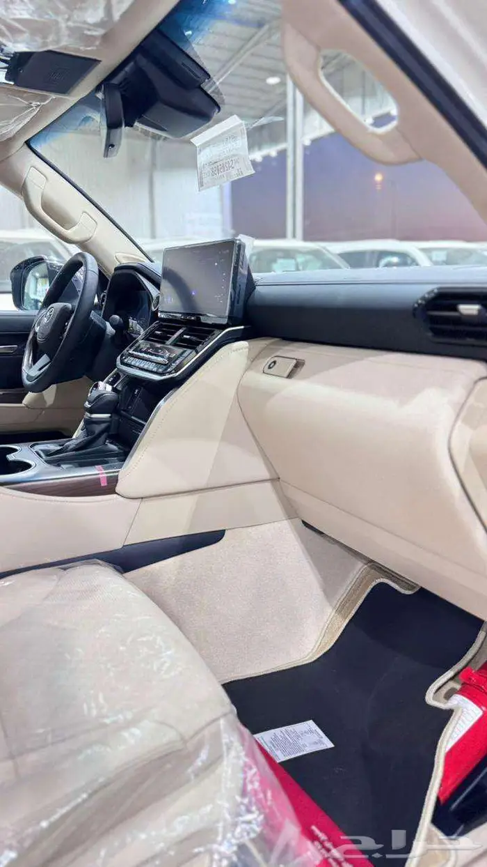 لاند كروزر VXR نص فل خليجي 2025 8