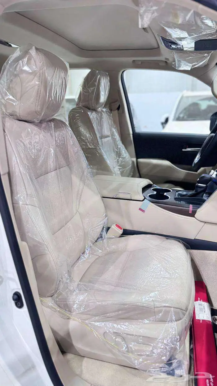 لاند كروزر VXR نص فل خليجي 2025 13