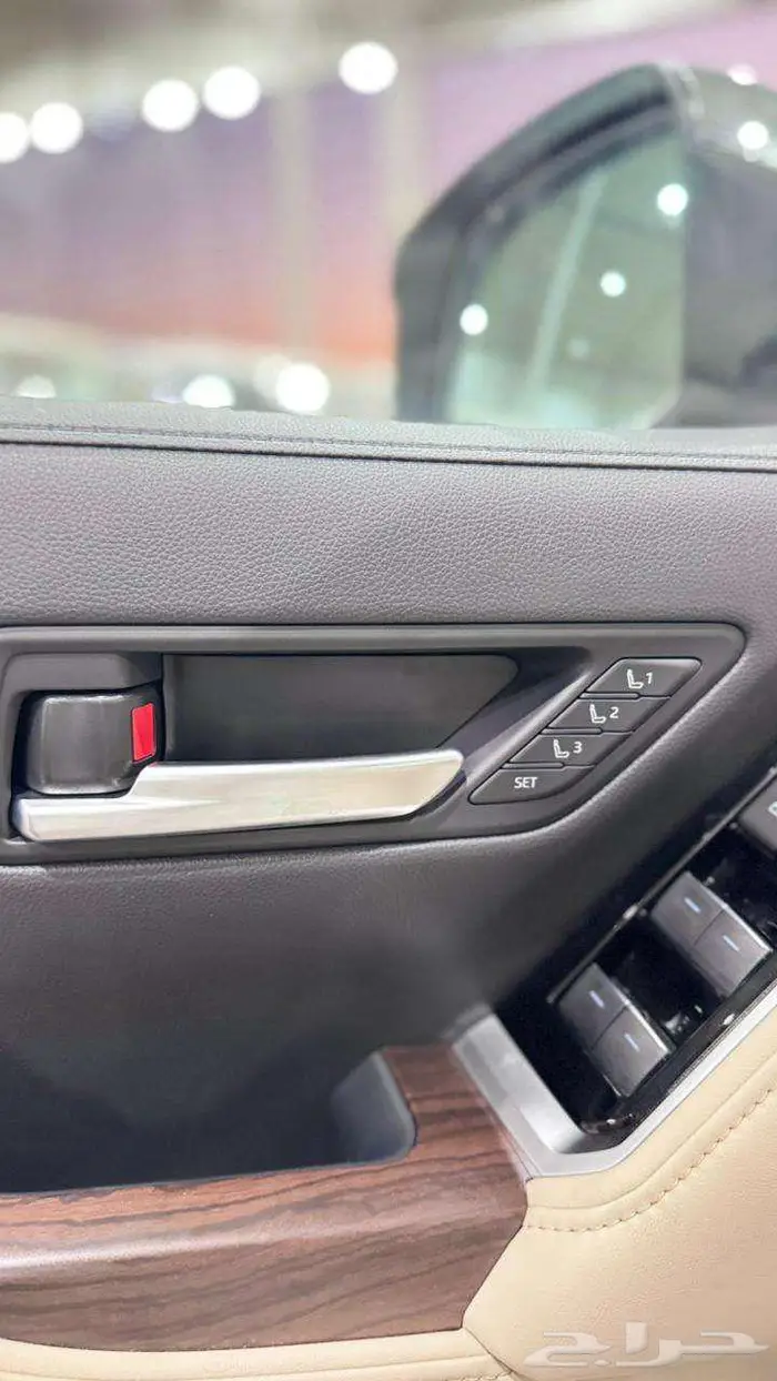 لاند كروزر VXR نص فل خليجي 2025 16