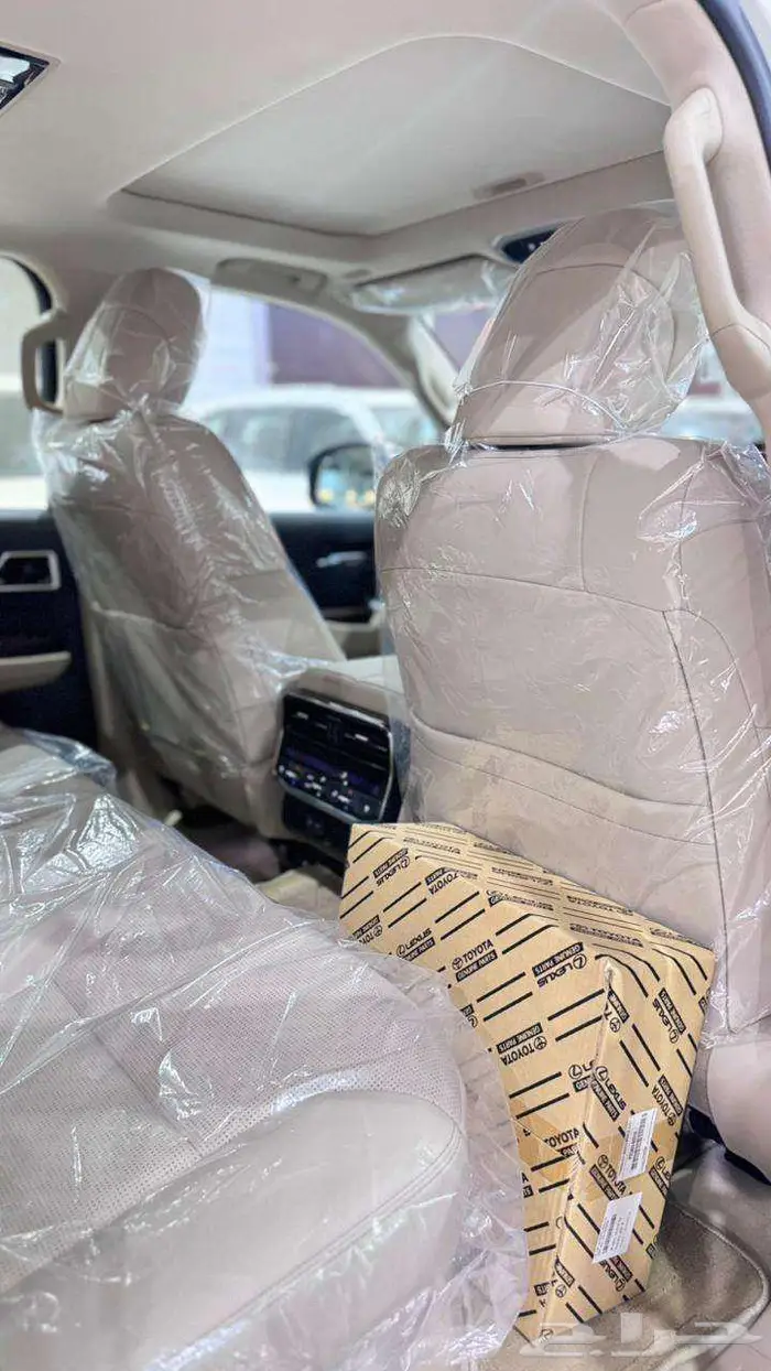 لاند كروزر VXR نص فل خليجي 2025 14