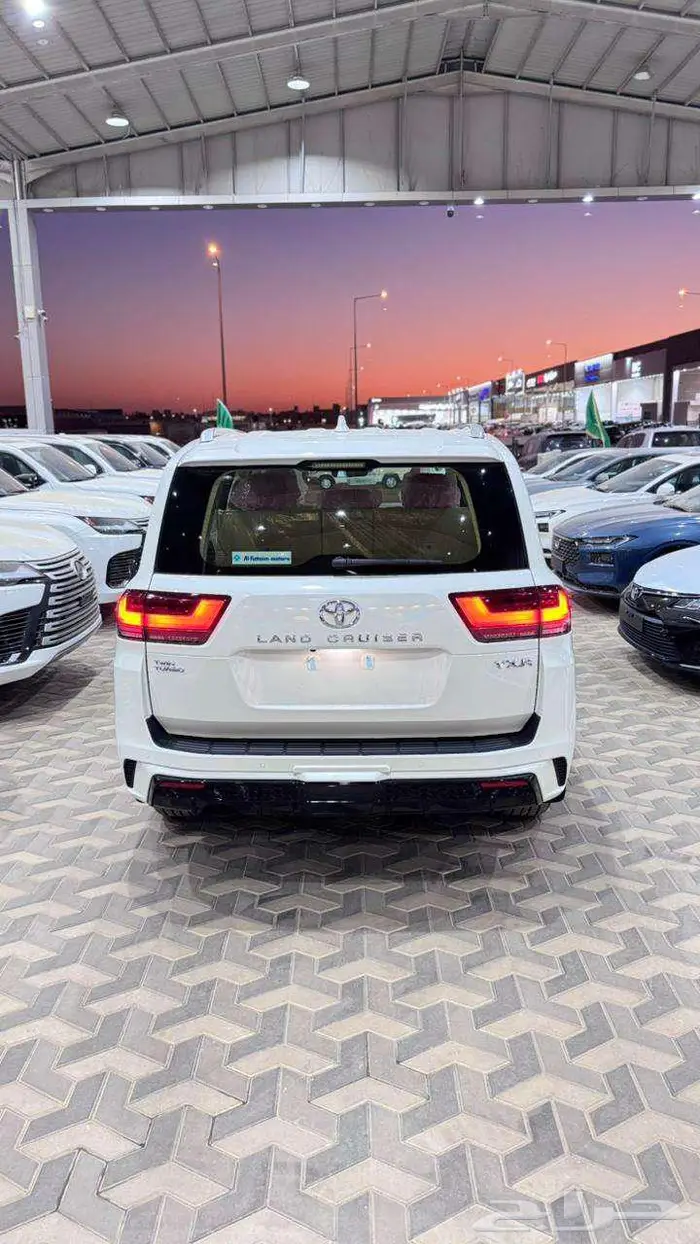 لاند كروزر VXR نص فل خليجي 2025 20