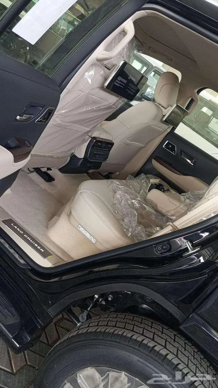 تويوتا لاند كروزر GXR فئة S 6