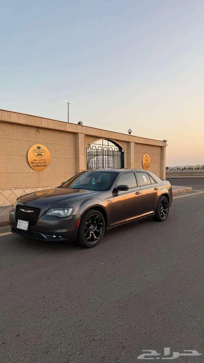 كرايسلر نظيفه اول مالك 4